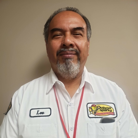 Photo of Leo Correa